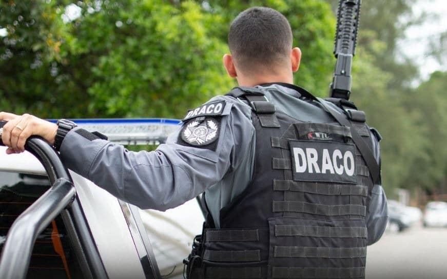 Líderes de milícia suspeitos de extorsão contra moradores são presos no Rio