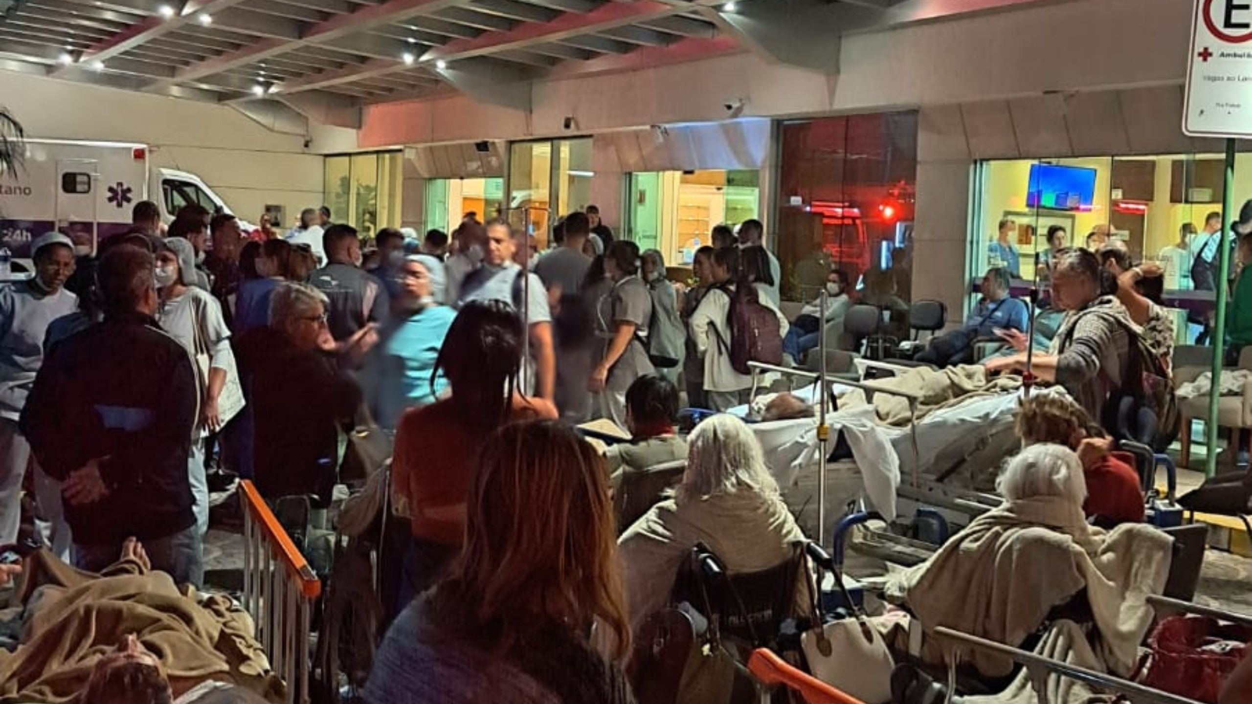 Princípio de incêndio atinge Hospital Samaritano Botafogo e leva à retirada de pacientes