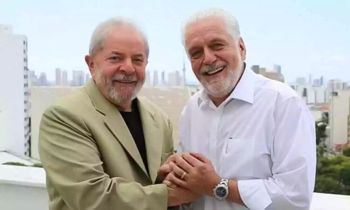 Lula cobra explicações de Jaques Wagner após operação da PF, diz revista