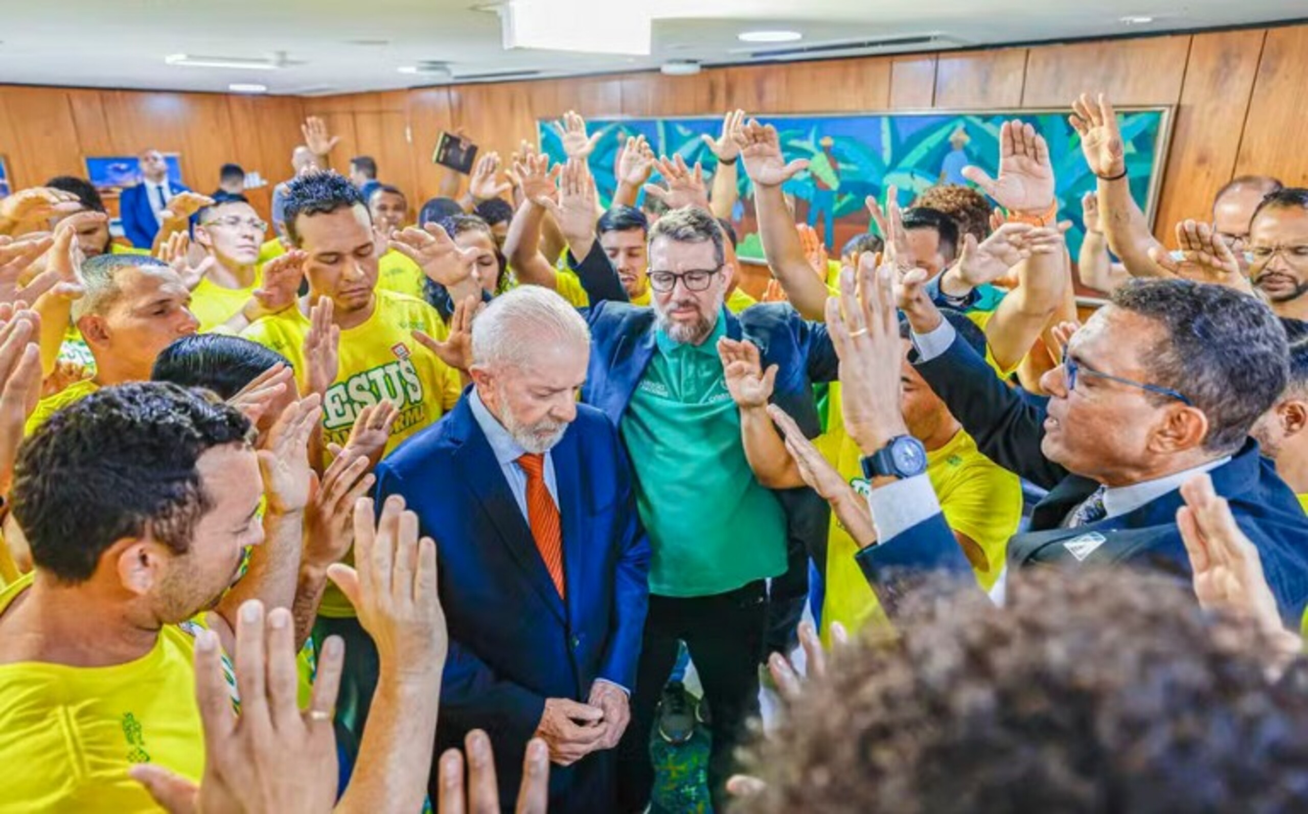 PT publica carta a evangélicos e diz que governo Lula sempre teve respeito por igrejas