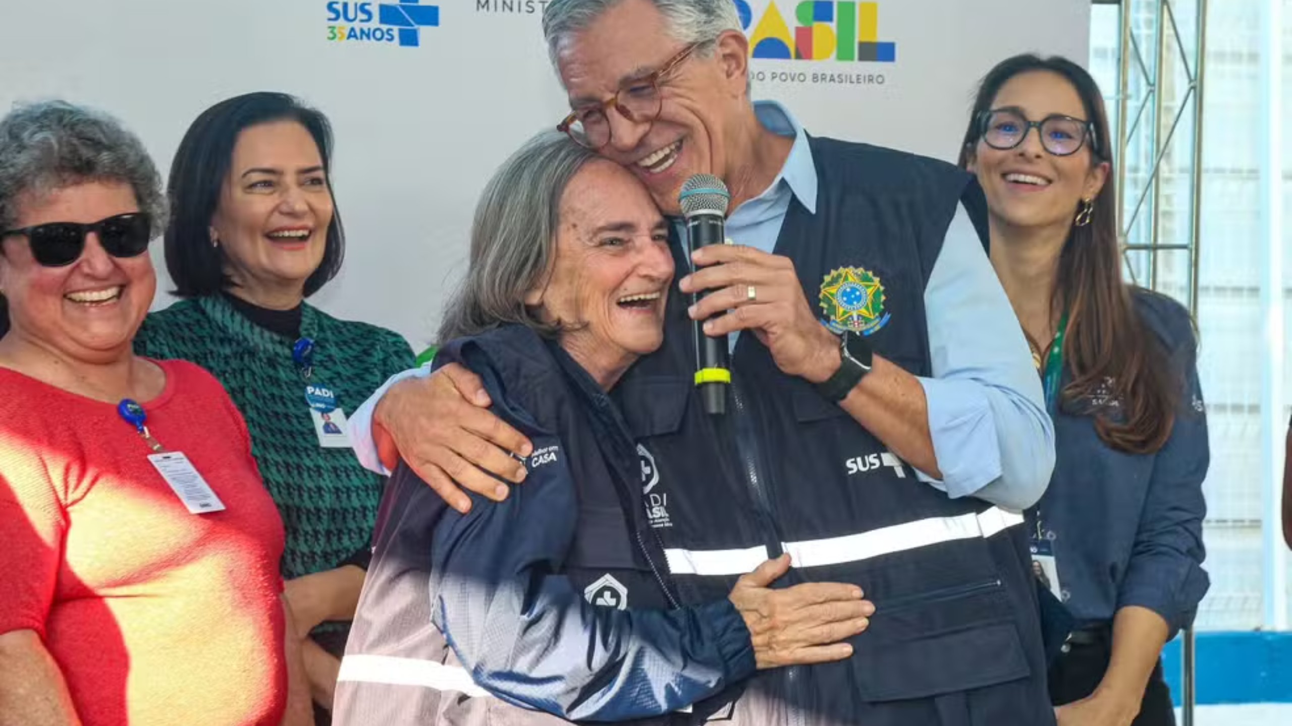 No Rio, Ministério da Saúde lança programa para ampliar atendimento domiciliar a idosos