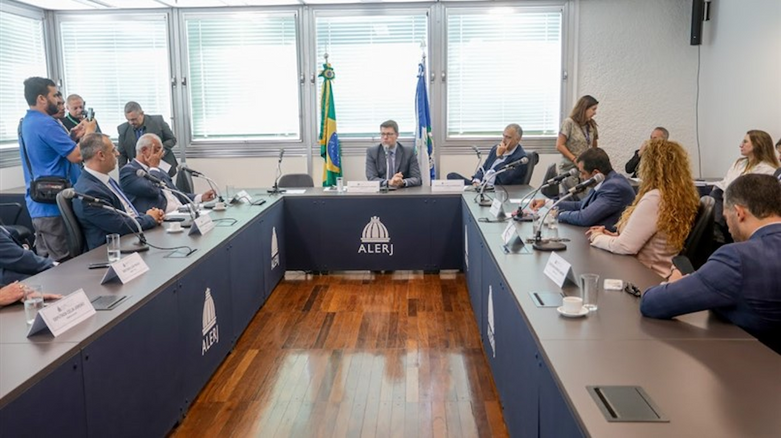 Deputados apresentam 470 emendas à LDO de 2027 em meio a déficit bilionário