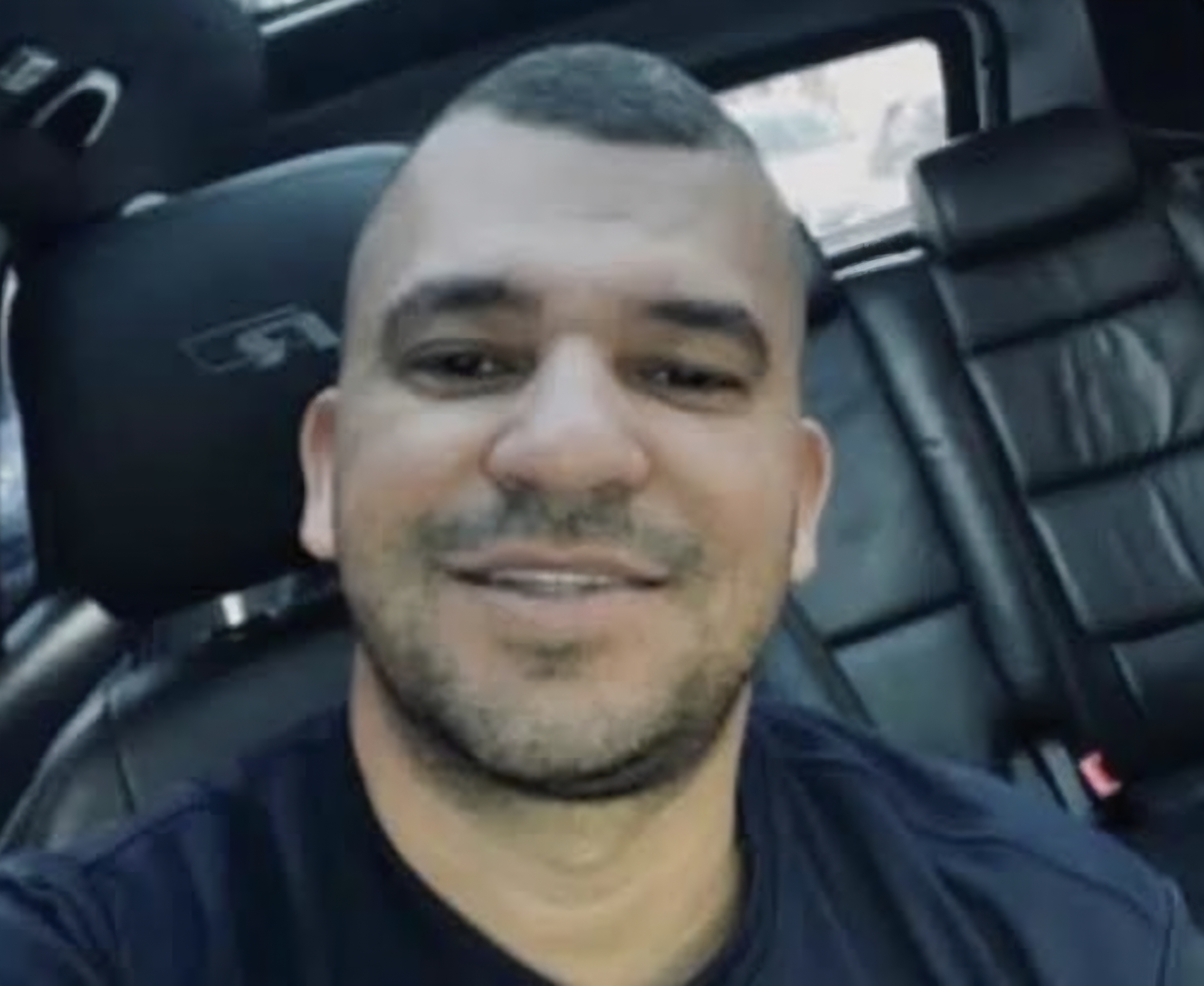 Video: PM é executado com 23 tiros ao chegar em casa no Pechincha
