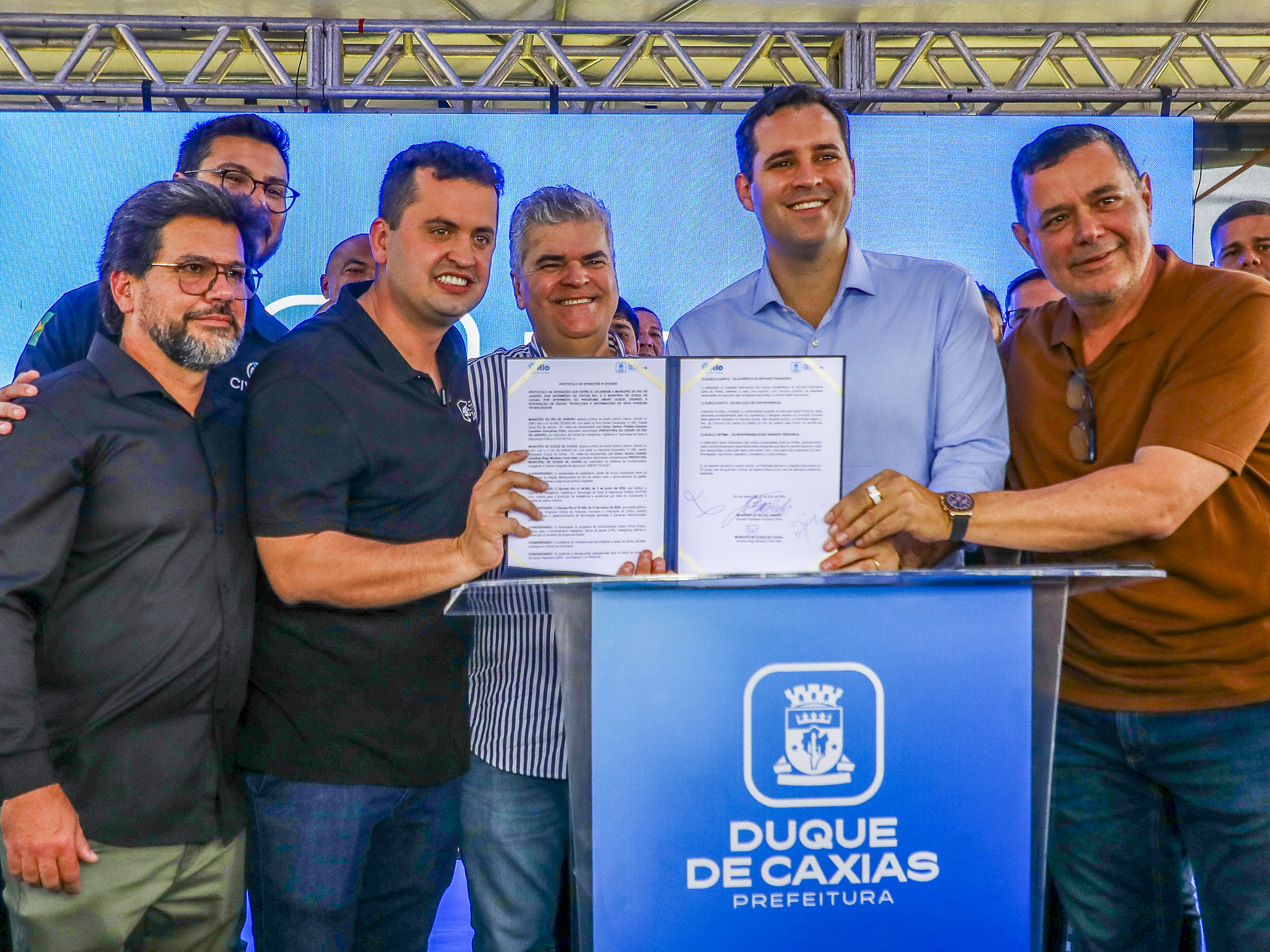 Prefeituras do Rio e Duque de Caxias firmam parceria para reforçar combate ao crime