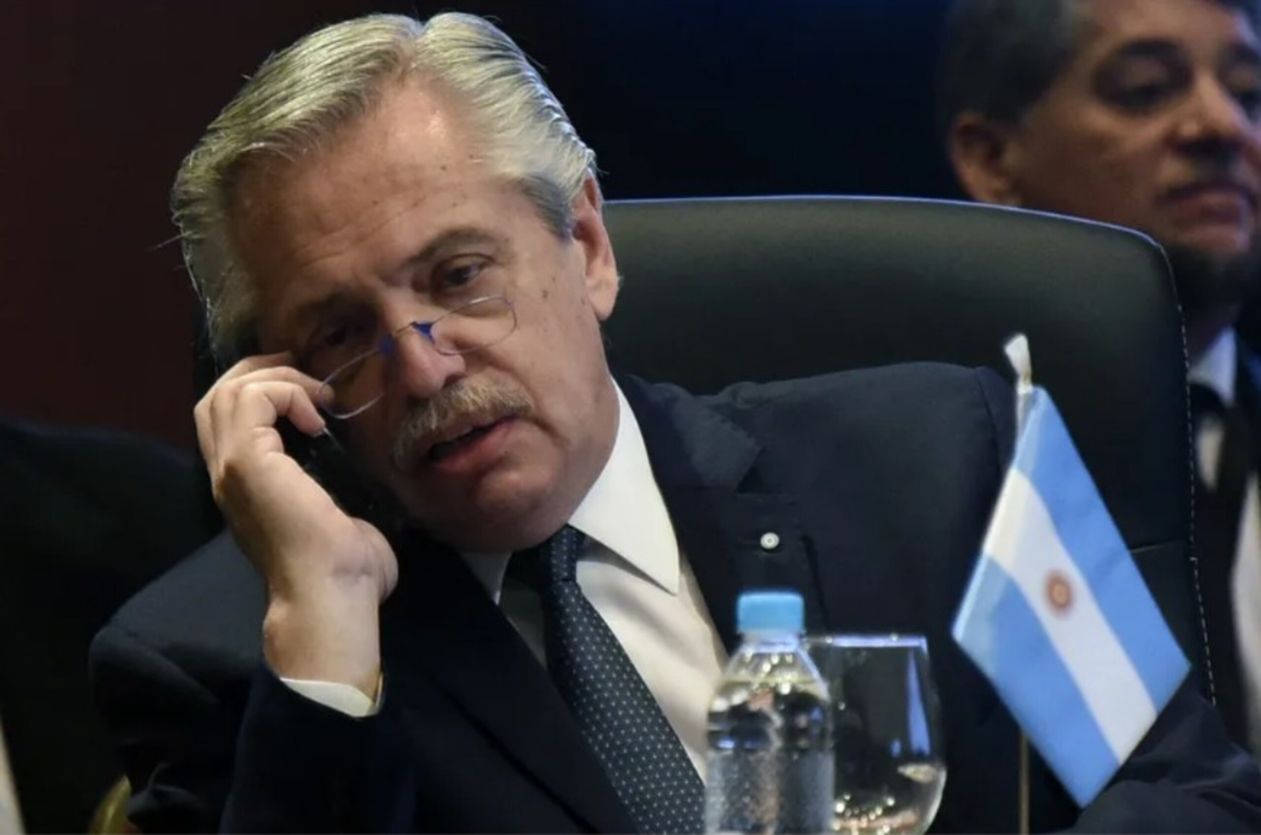 Ex-presidente da Argentina diz que Milei é ‘psiquicamente desequilibrado’ e critica ataques a Lula: ‘Vergonhosos’