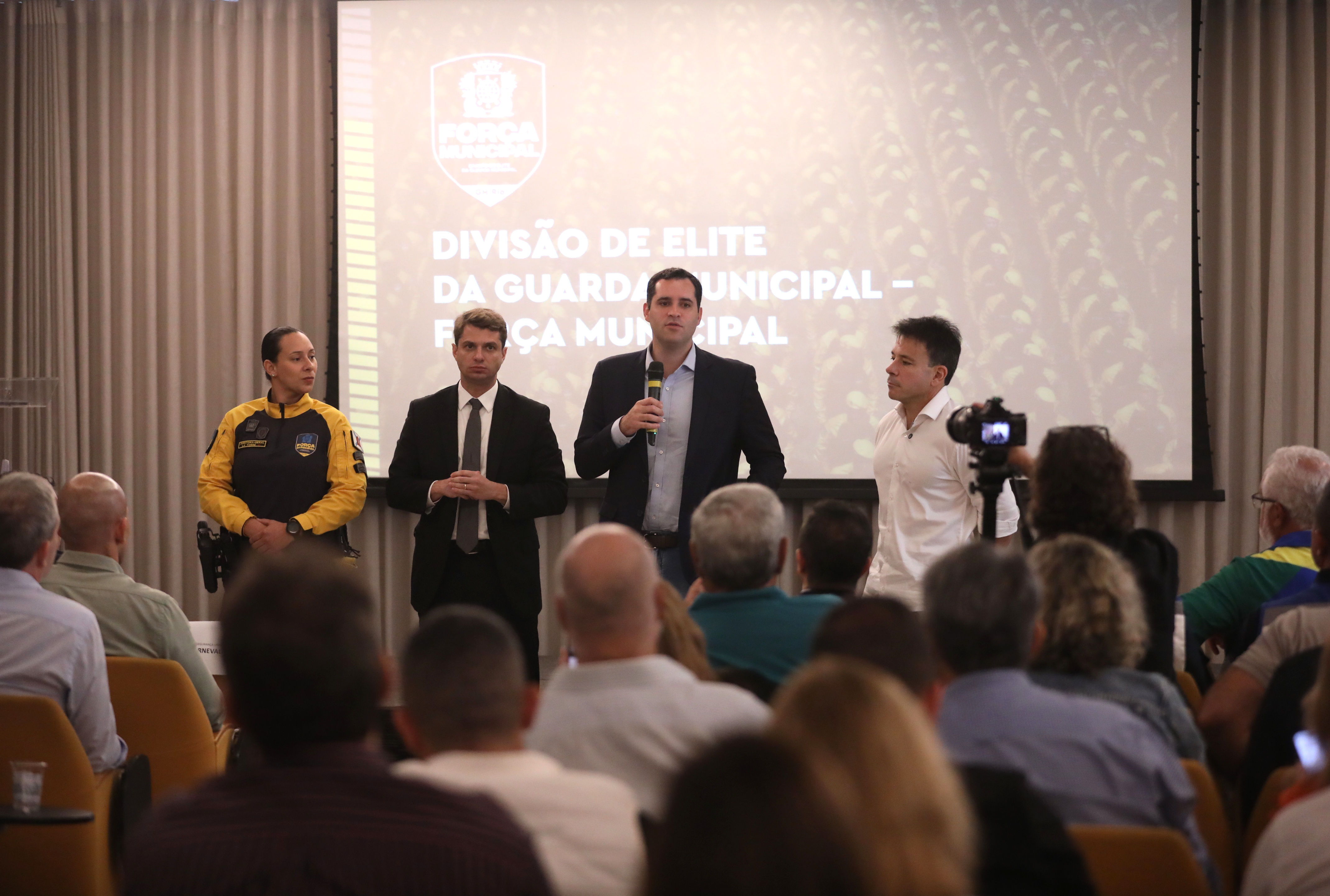 Força Municipal inicia patrulhamento na Barra da Tijuca neste domingo
