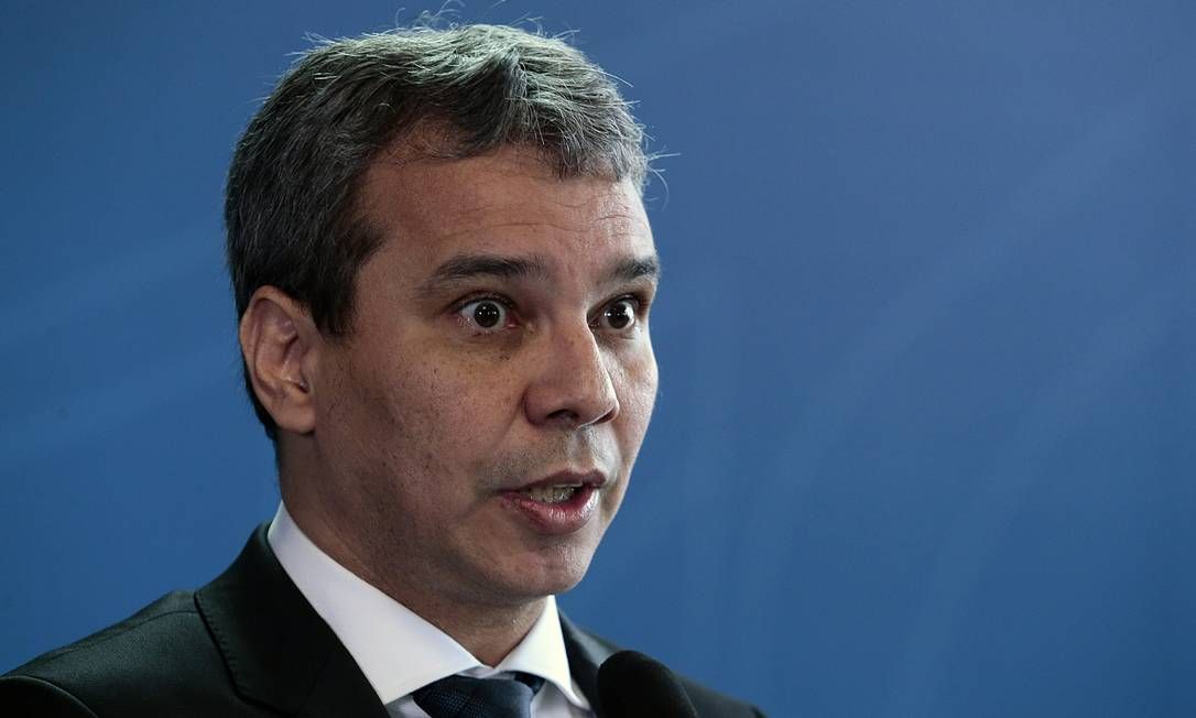 Ministério da Justiça e PF investigam mais de mil postos por suspeita de elo com o crime no Rio