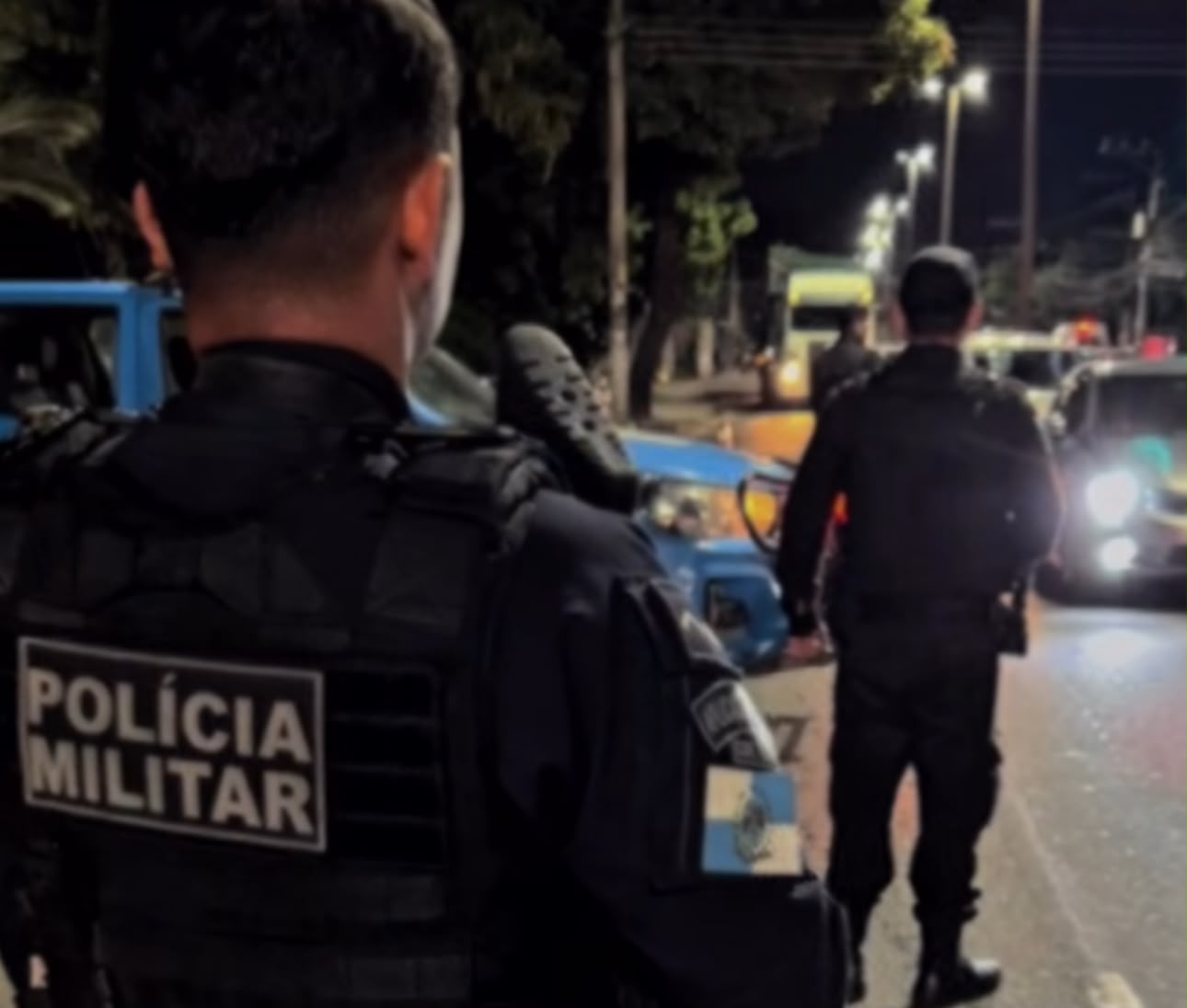 Criança vítima de maus-tratos é resgatada pela PM em Santa Cruz; pais fogem