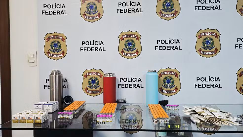 PF prende casal com 273 ampolas de remédio para emagrecimento no Galeão