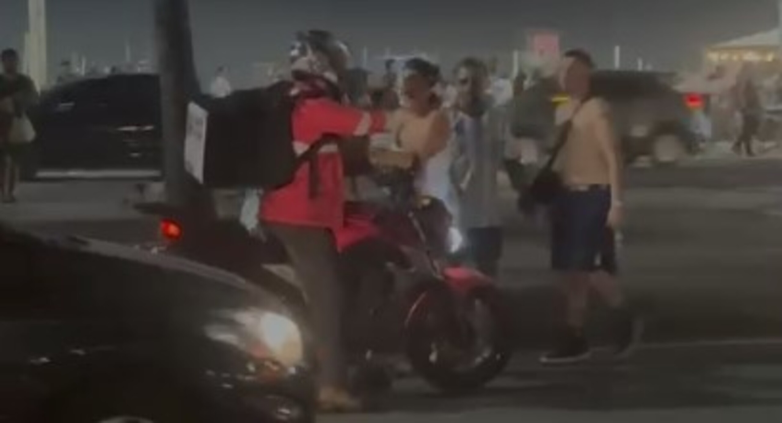 Torcedores argentinos se envolvem em confusão em Copacabana; vídeo