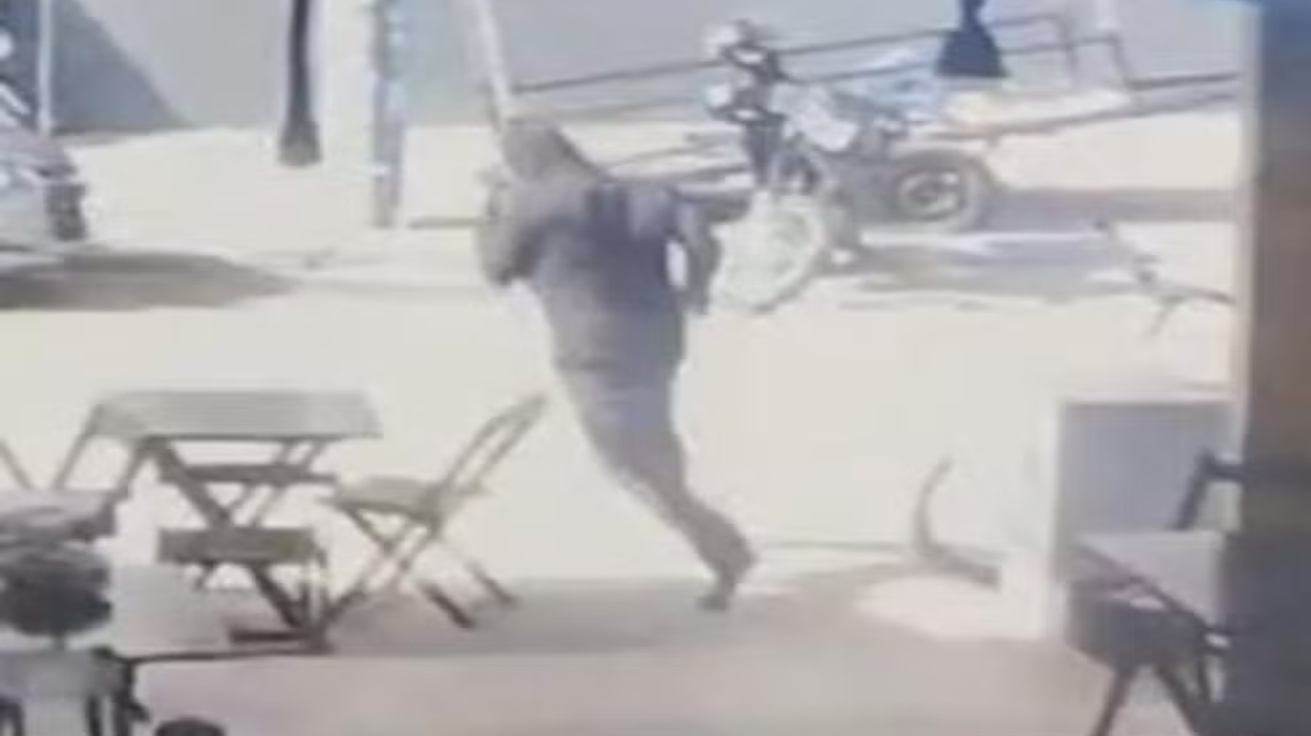 Dona de restaurante é executada a tiros no Centro de Cabo Frio