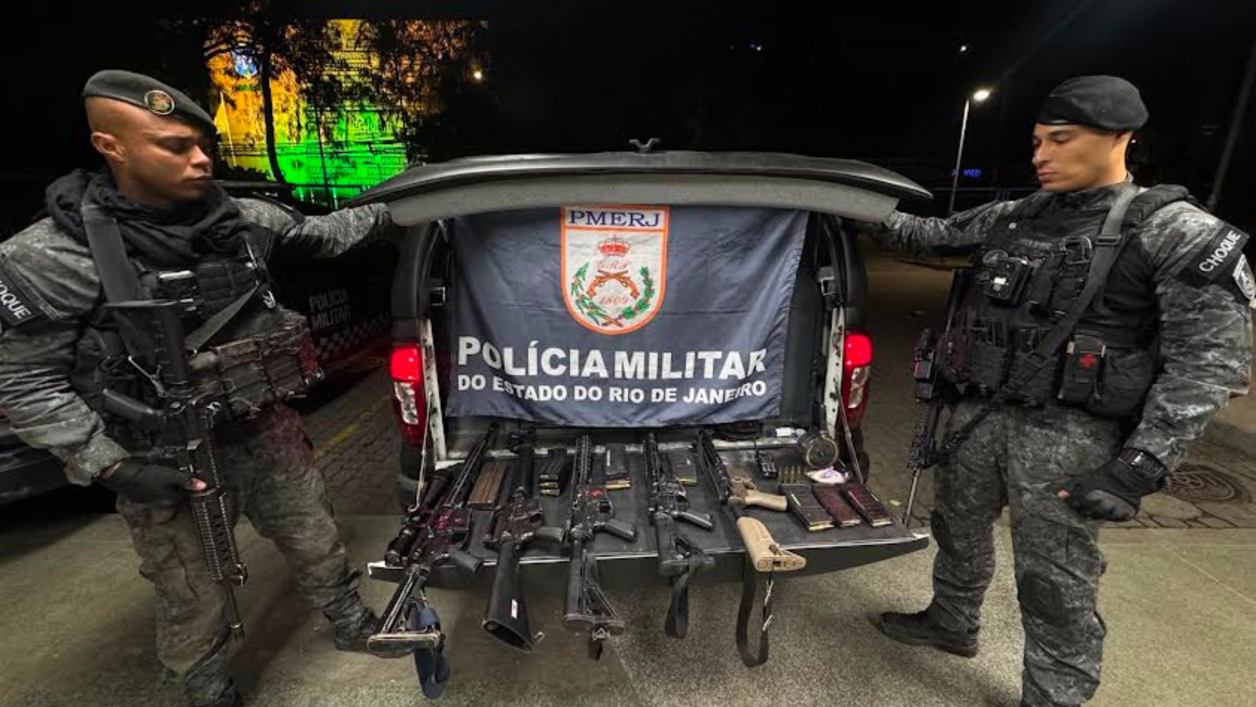Ação da PM termina com fuzis apreendidos e suspeitos baleados na Muzema 