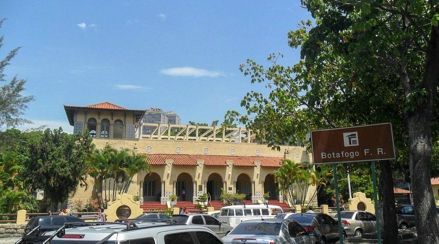 Botafogo recebe diploma da Alerj que oficializa título de patrimônio histórico, cultural e imaterial do Rio