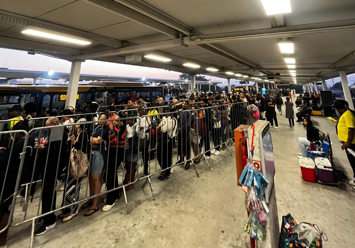 Greve dos rodoviários entra no 3º dia com menos da metade da frota nas ruas do Rio