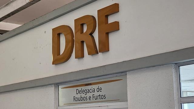 Ferro-velho clandestino é fechado e cinco são presos na Zona Norte