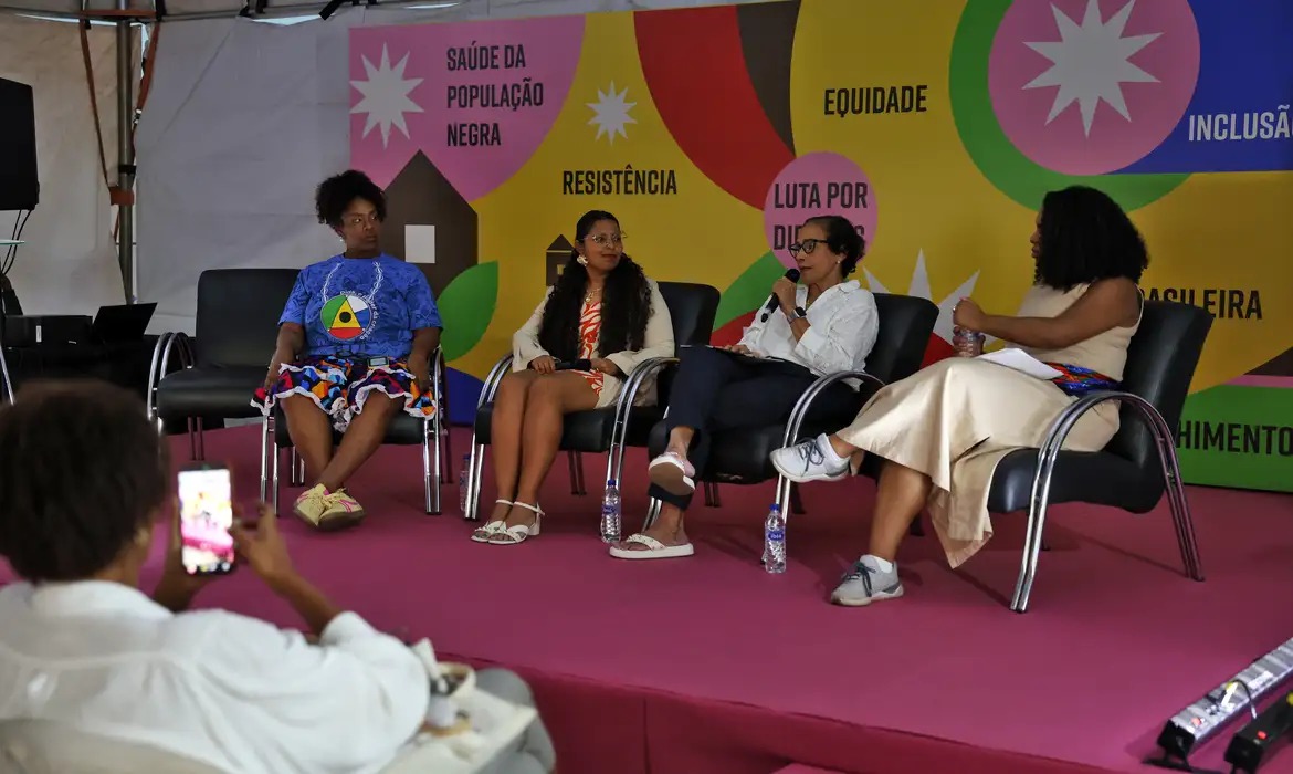 Fundadora do Ara Ketu relembra como a música ajudou a afastar jovens do tráfico na Bahia