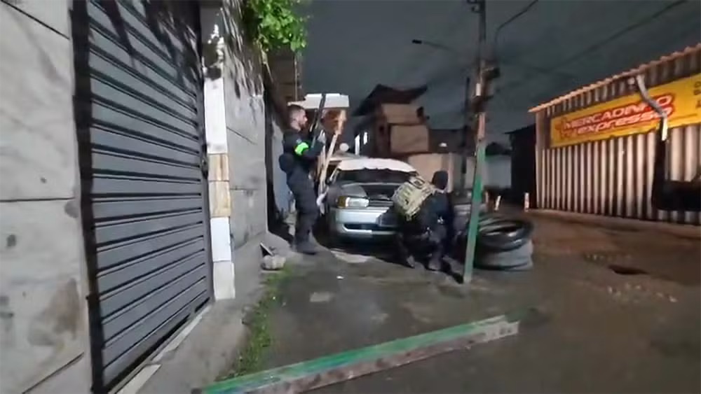 Operação mira traficantes do Comando Vermelho na Cidade de Deus e Vila Sapê