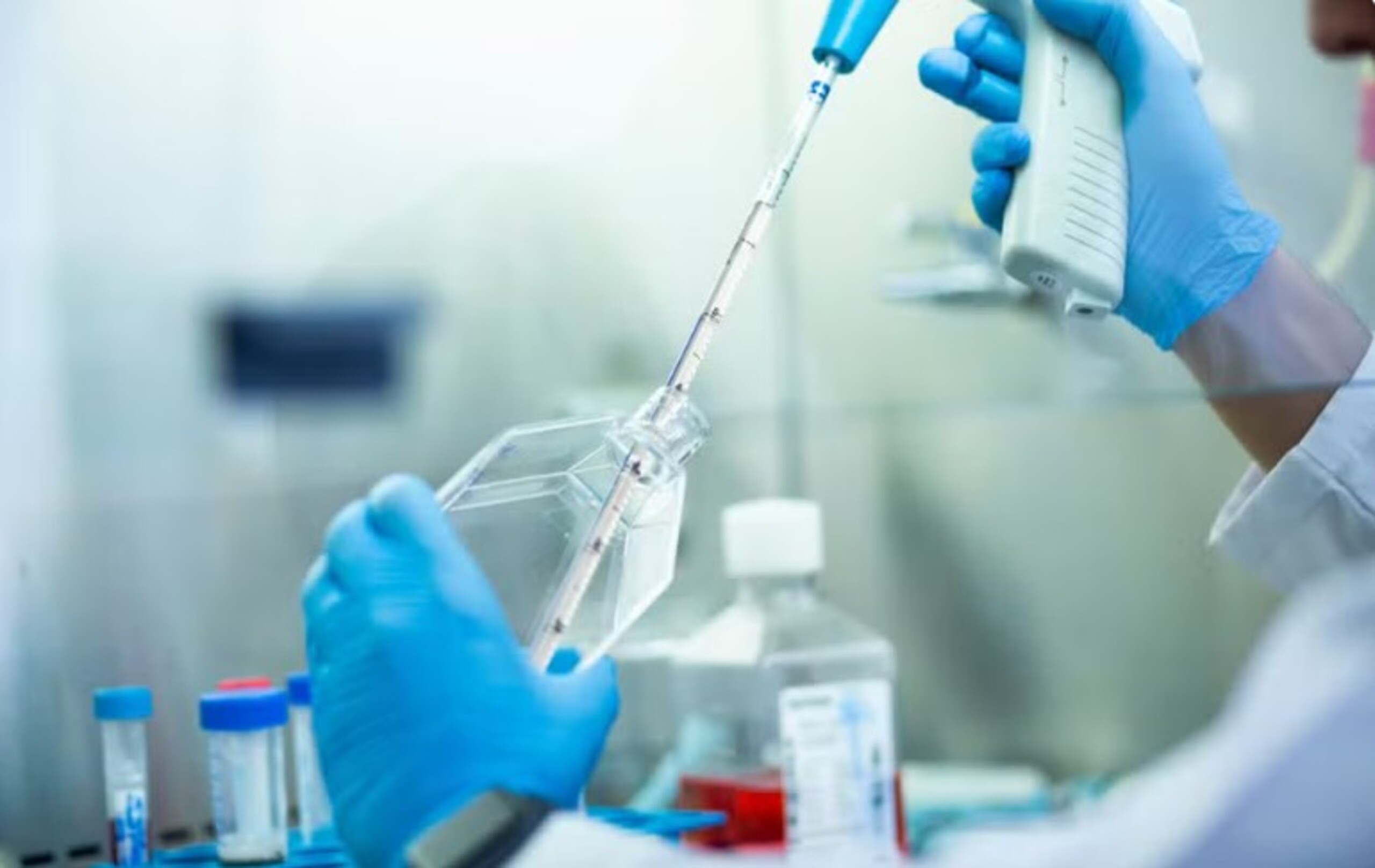 Brasil cria centro para produzir insumos farmacêuticos e reduzir dependência externa