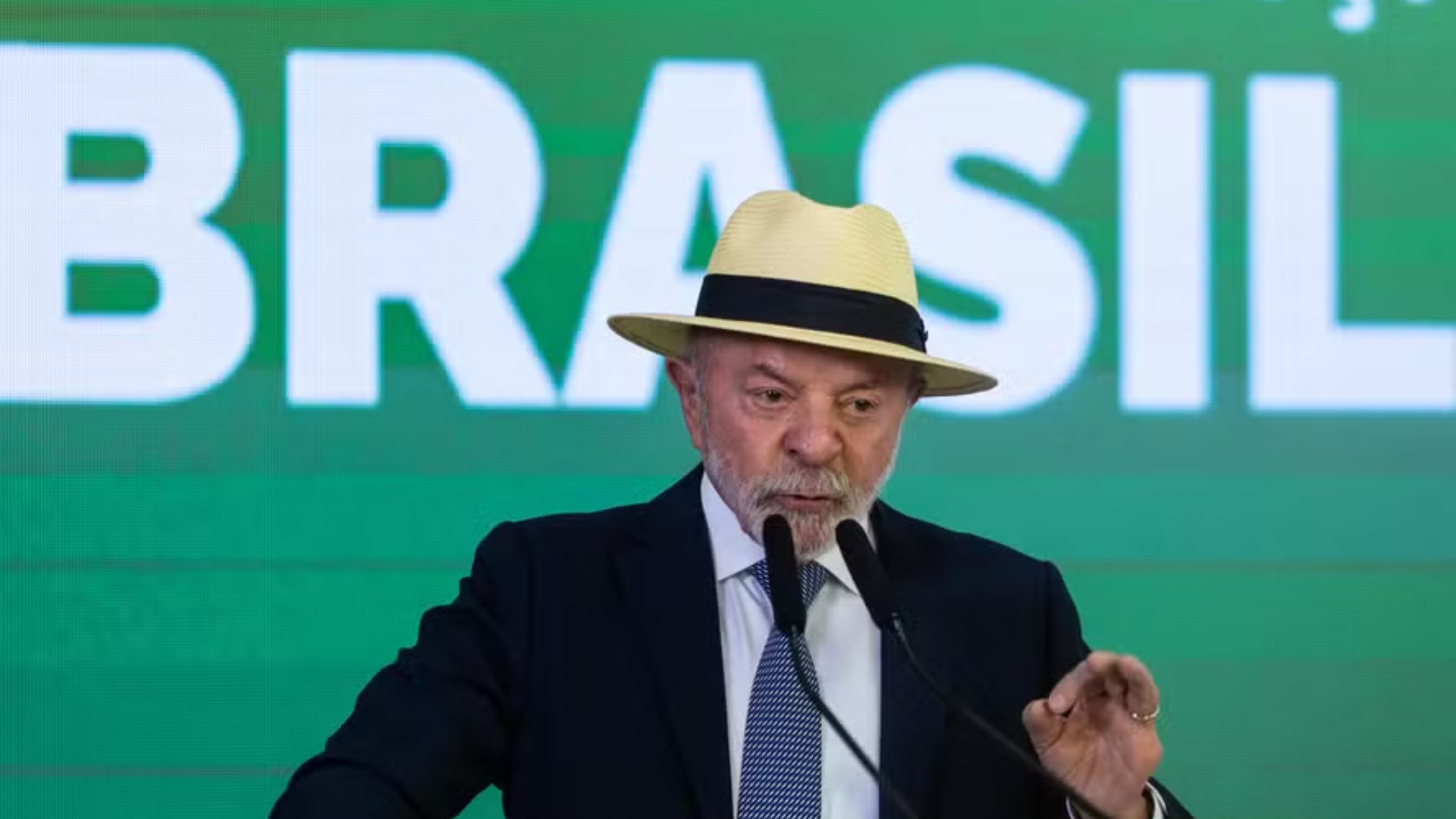 Governo Lula anuncia R$ 18,5 bilhões para empresas afetadas pelo tarifaço de Trump