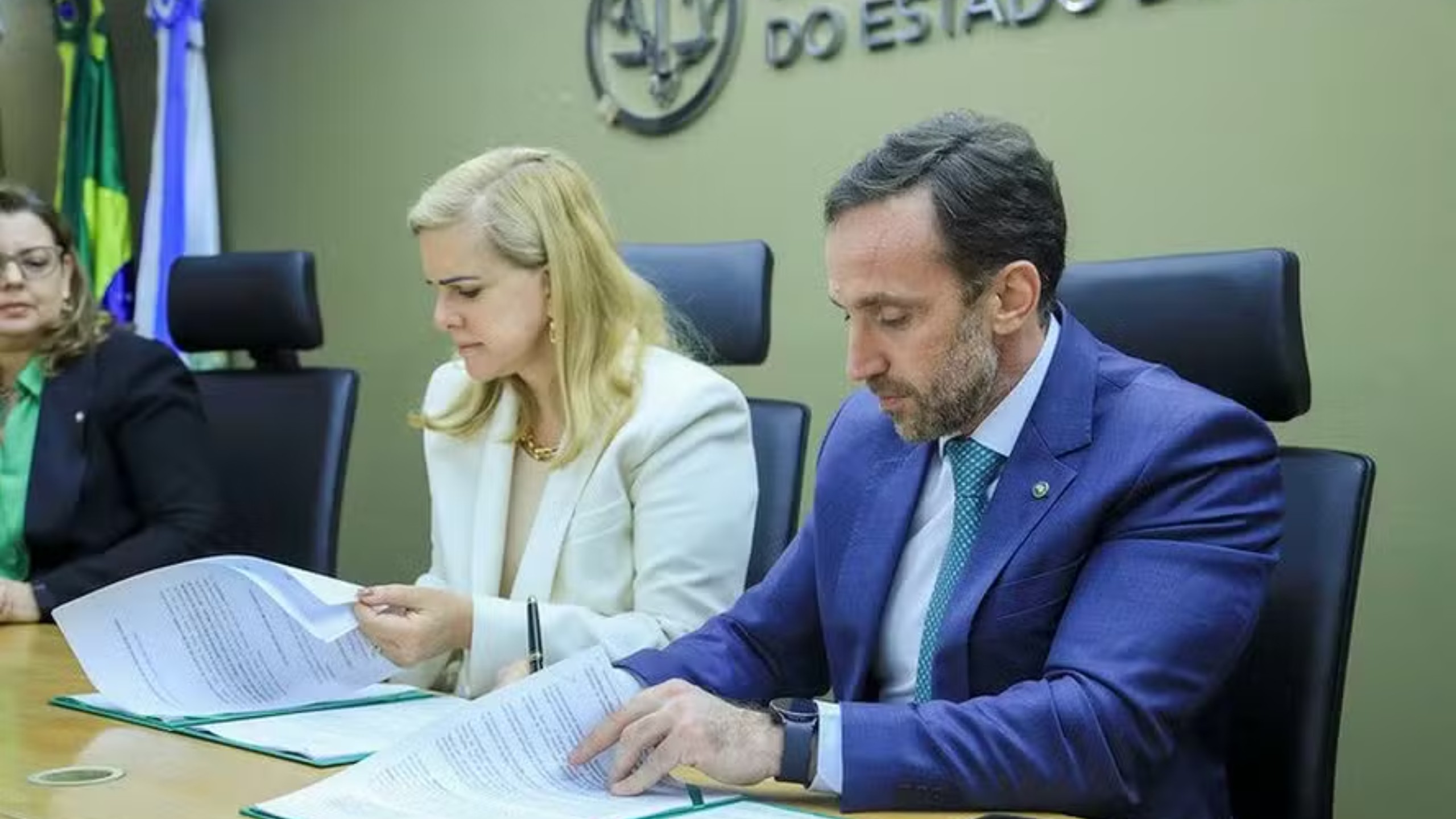 OAB-RJ firma parceria com Defensoria e abre 100 vagas para Residência Jurídica remunerada