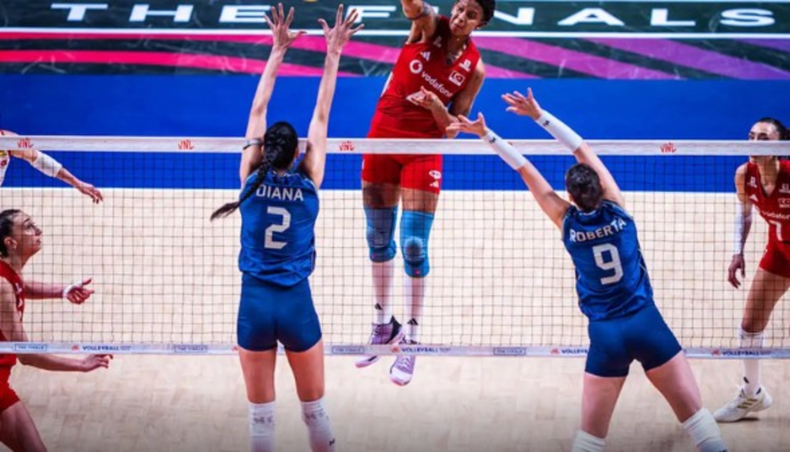 Brasil perde para a Turquia e adia sonho do título inédito da Liga das Nações