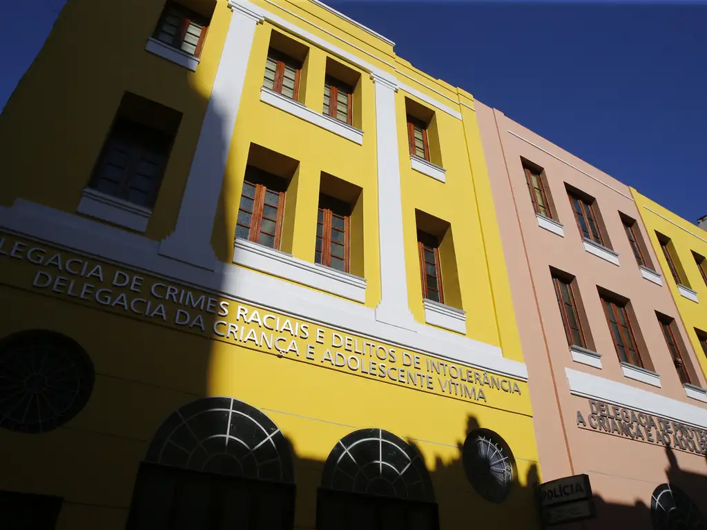 Polícia investiga ataque e furto a terreiro de umbanda em Guaratiba